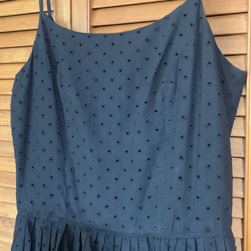 Isaac Mizrahi eyelet cotton dress - Picture 2 of 3